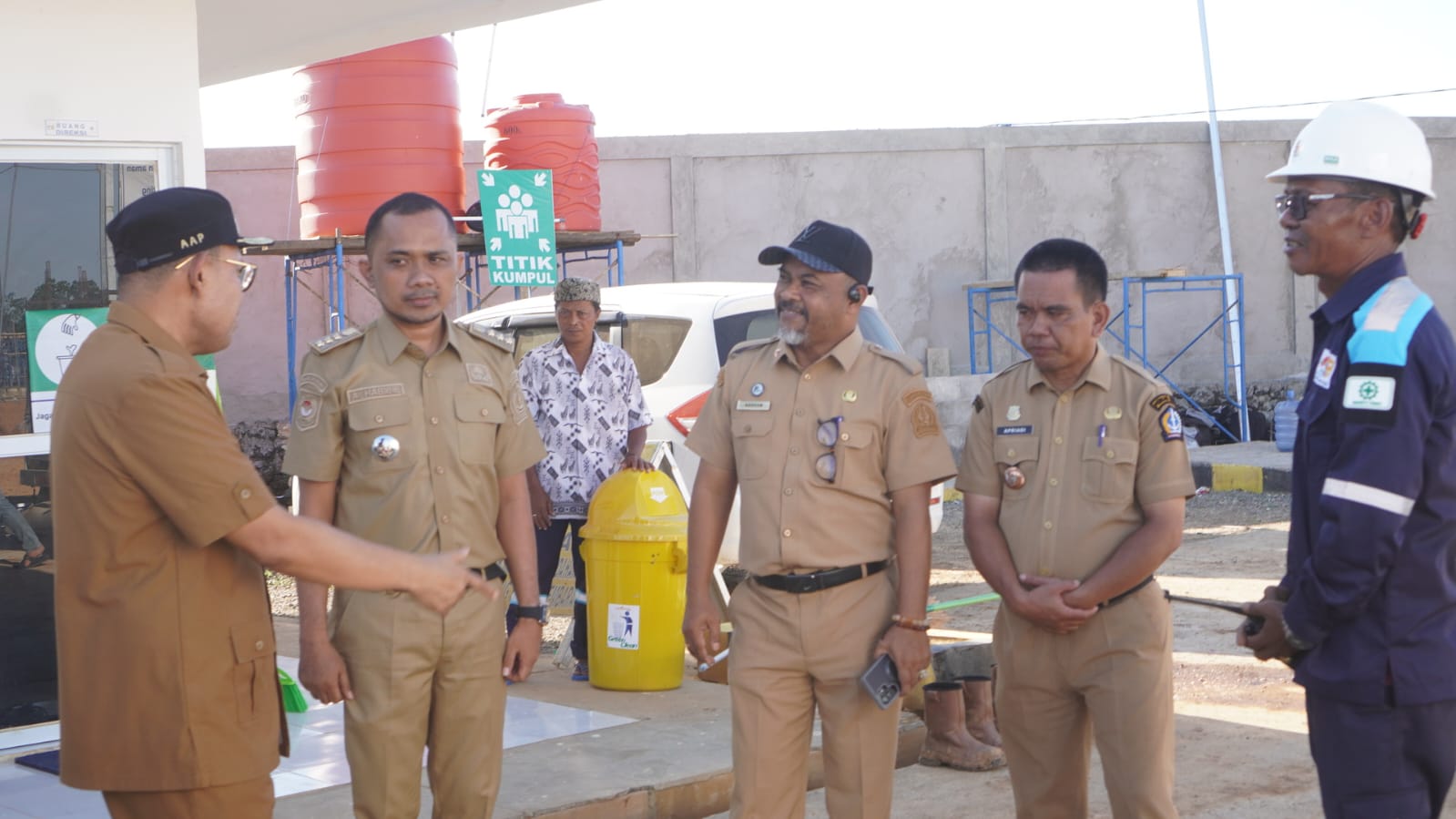 Andi Akmal Pasluddin Turun Langsung, Proyek Sekolah Rakyat Bajoe Disorot Soal Debu dan Akses Jalan