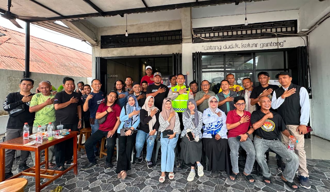 Satlantas Polres Bone Perkuat Sinergi dengan Insan Pers Lewat Coffee Morning